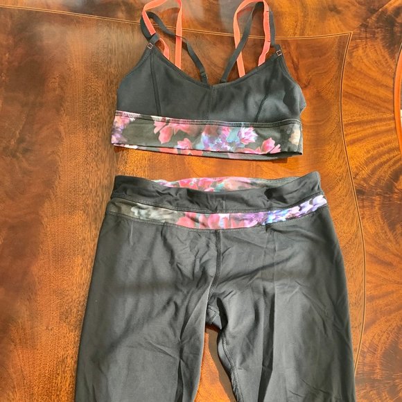 Lululemon Spring Has Sprung Crops- Size 8 - Picture 1 of 8